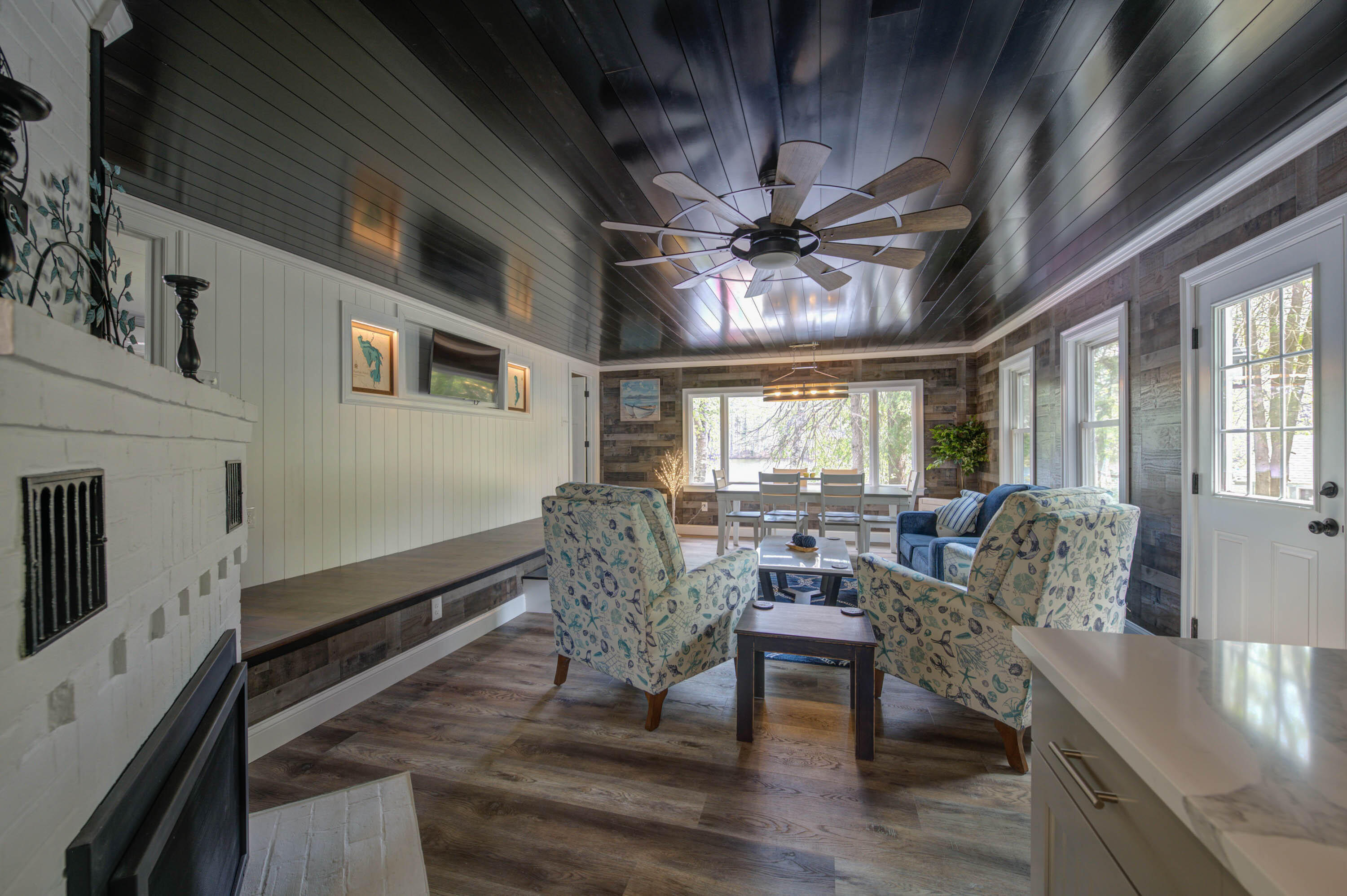 32 Boulder Road Raymond ME 04071