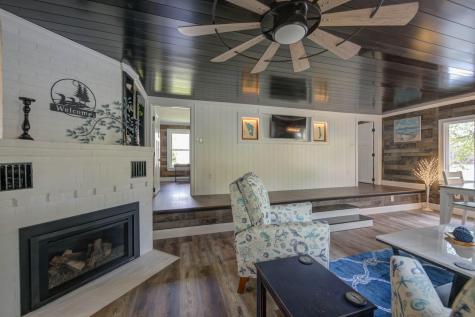 32 Boulder Road Raymond ME 04071