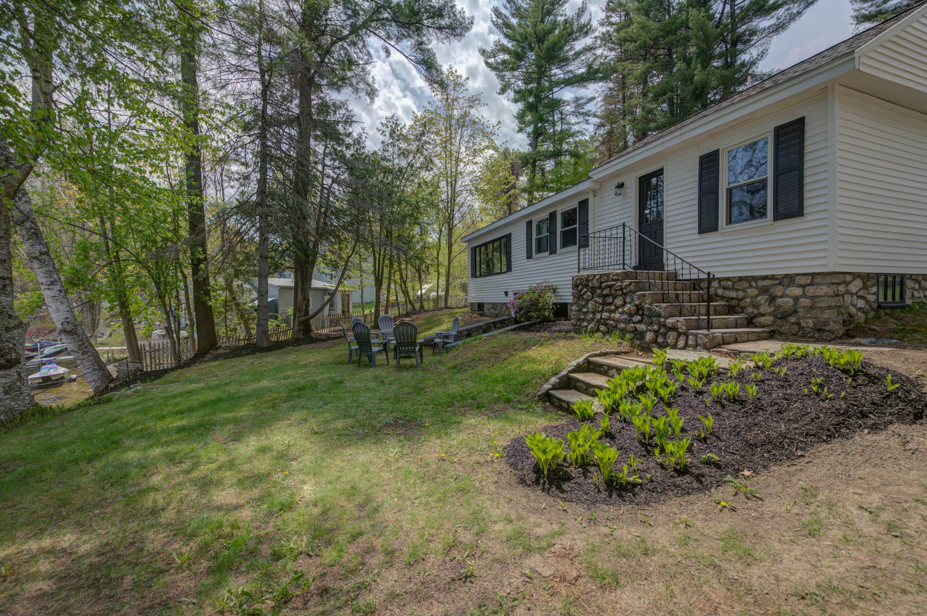 32 Boulder Road Raymond ME 04071
