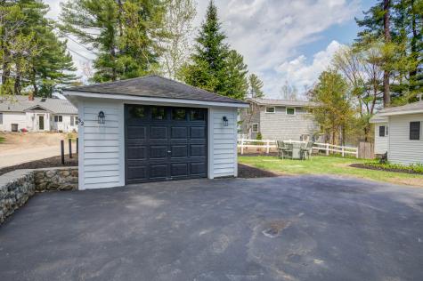 32 Boulder Road Raymond ME 04071