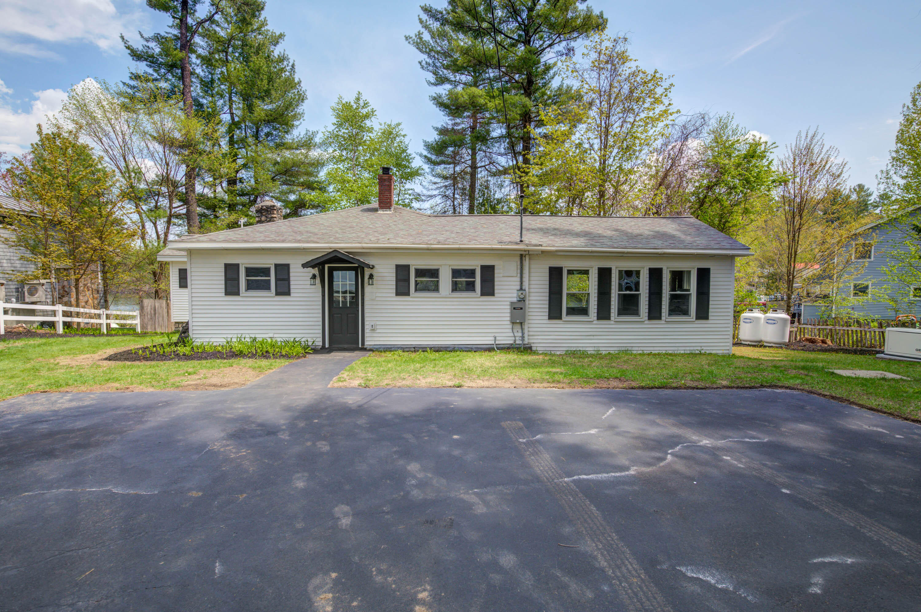 32 Boulder Road Raymond ME 04071