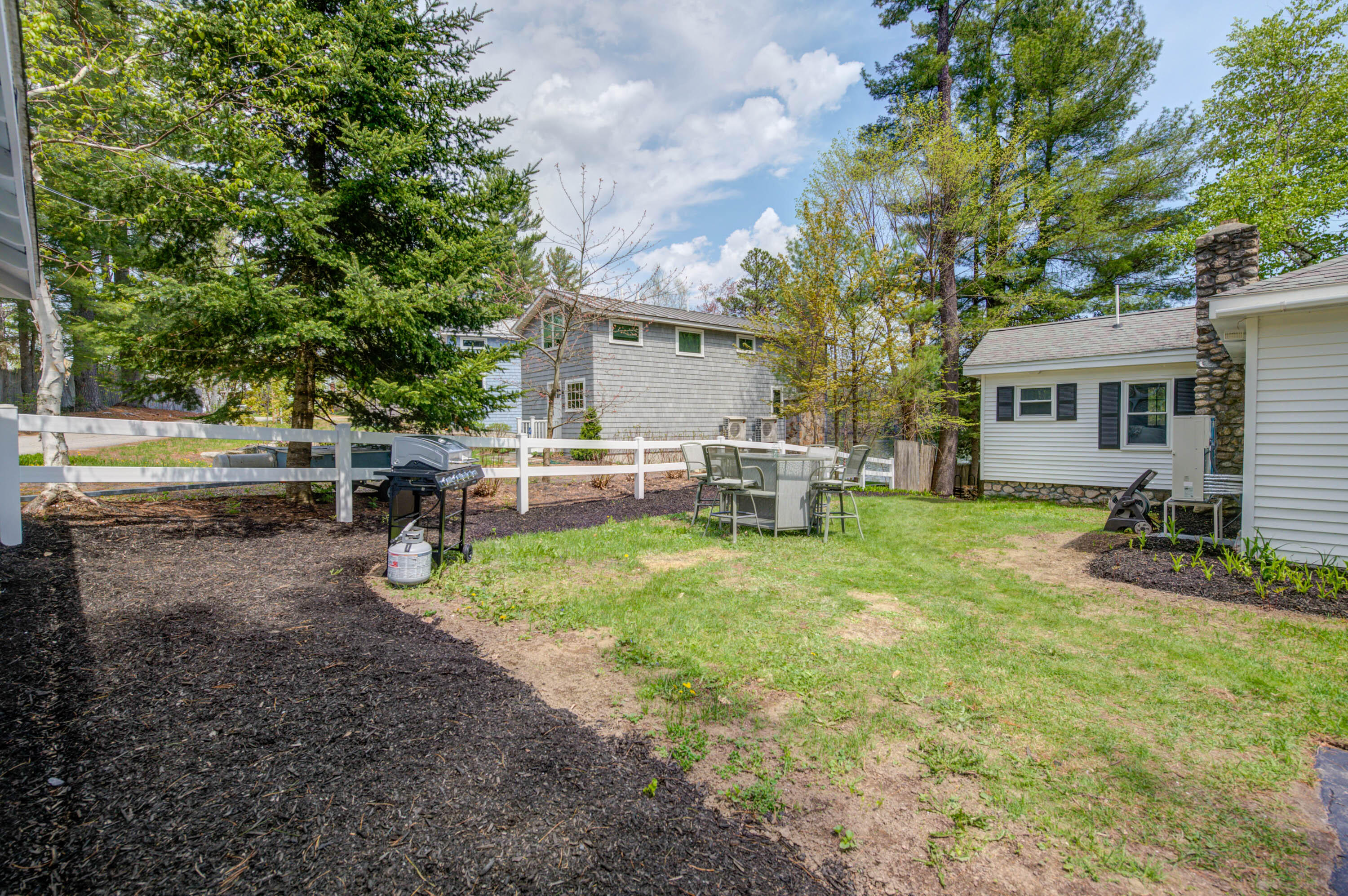 32 Boulder Road Raymond ME 04071