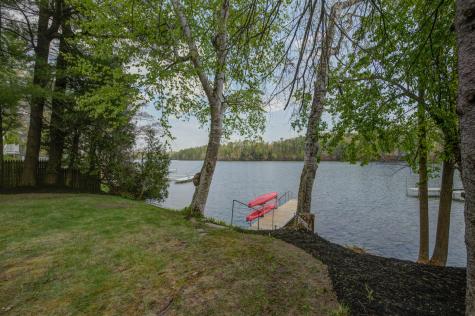 32 Boulder Road Raymond ME 04071