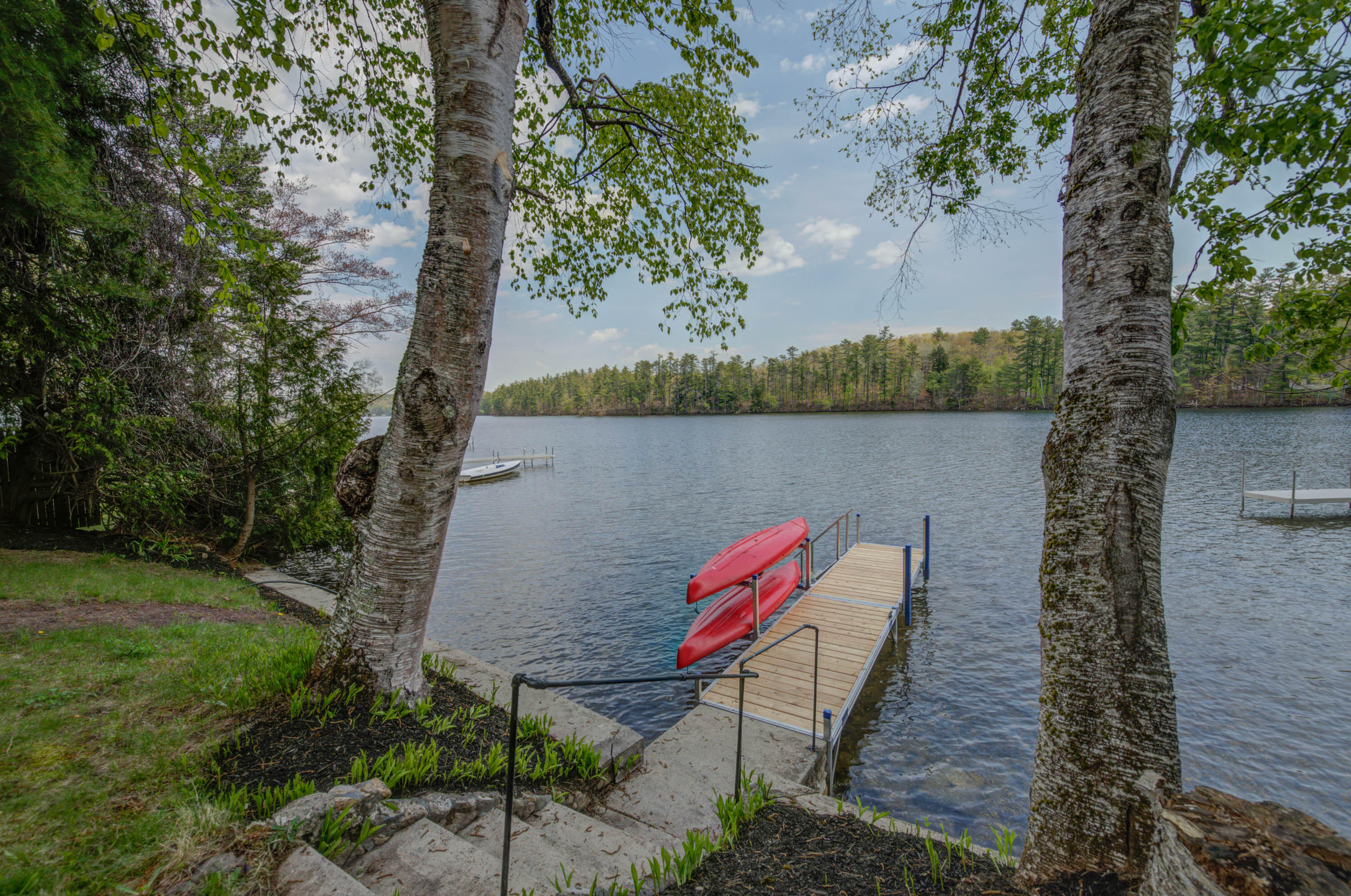 32 Boulder Road Raymond ME 04071