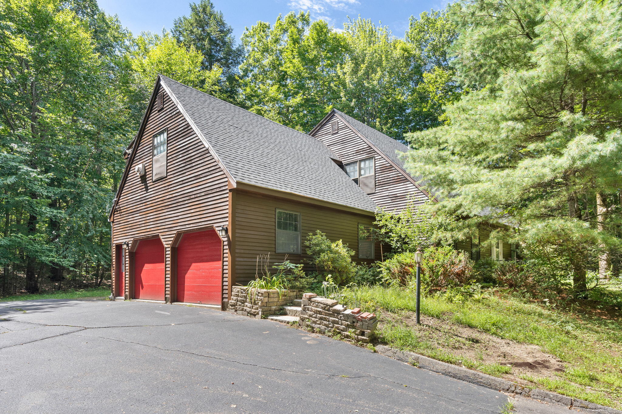 8 Susan Lane Falmouth ME 04105