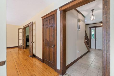 8 Susan Lane Falmouth ME 04105
