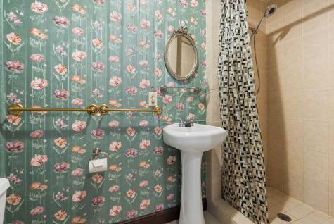 8 Susan Lane Falmouth ME 04105