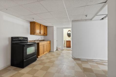 8 Susan Lane Falmouth ME 04105