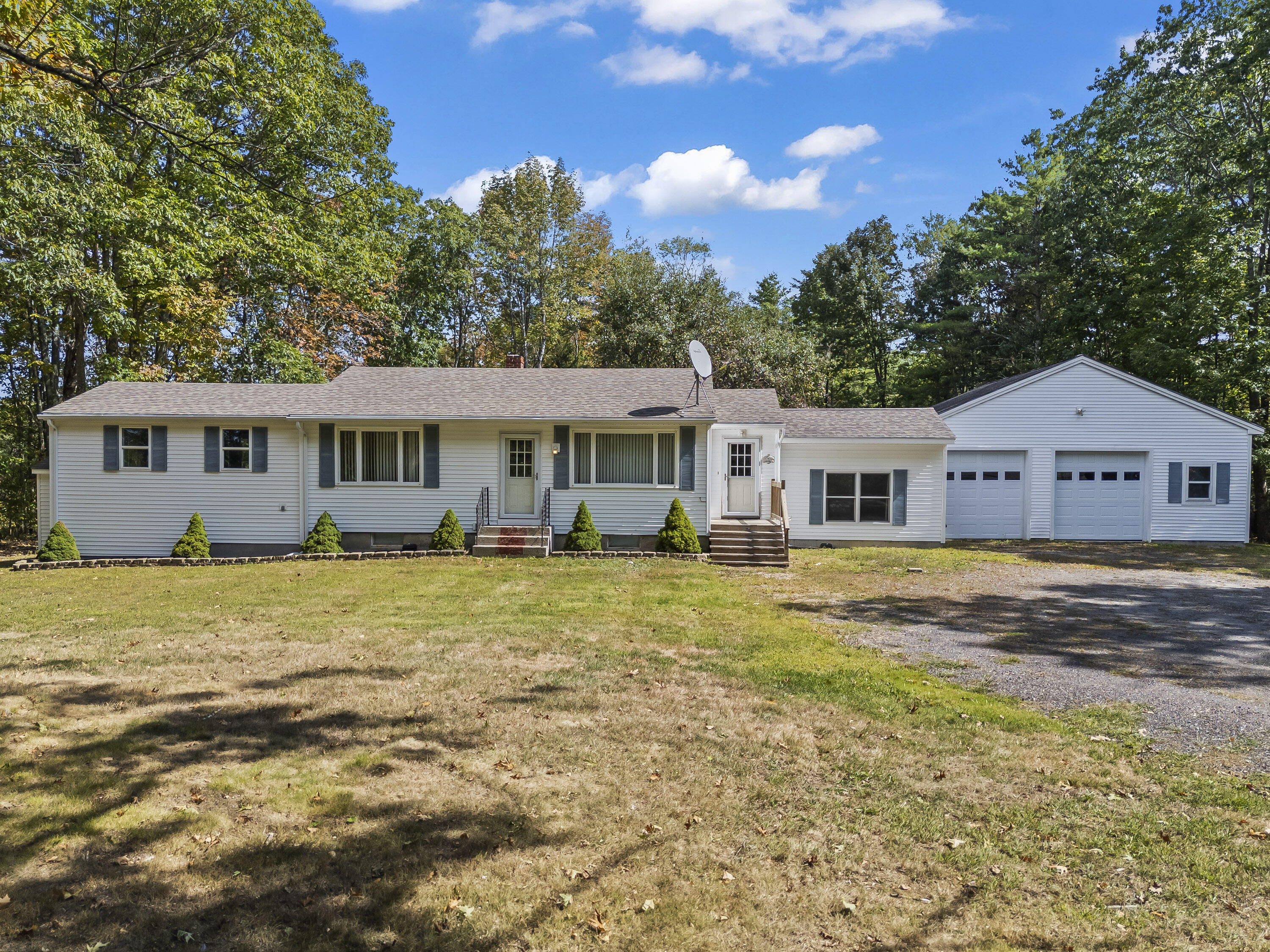 741 Carding Machine Road Bowdoinham ME 04008