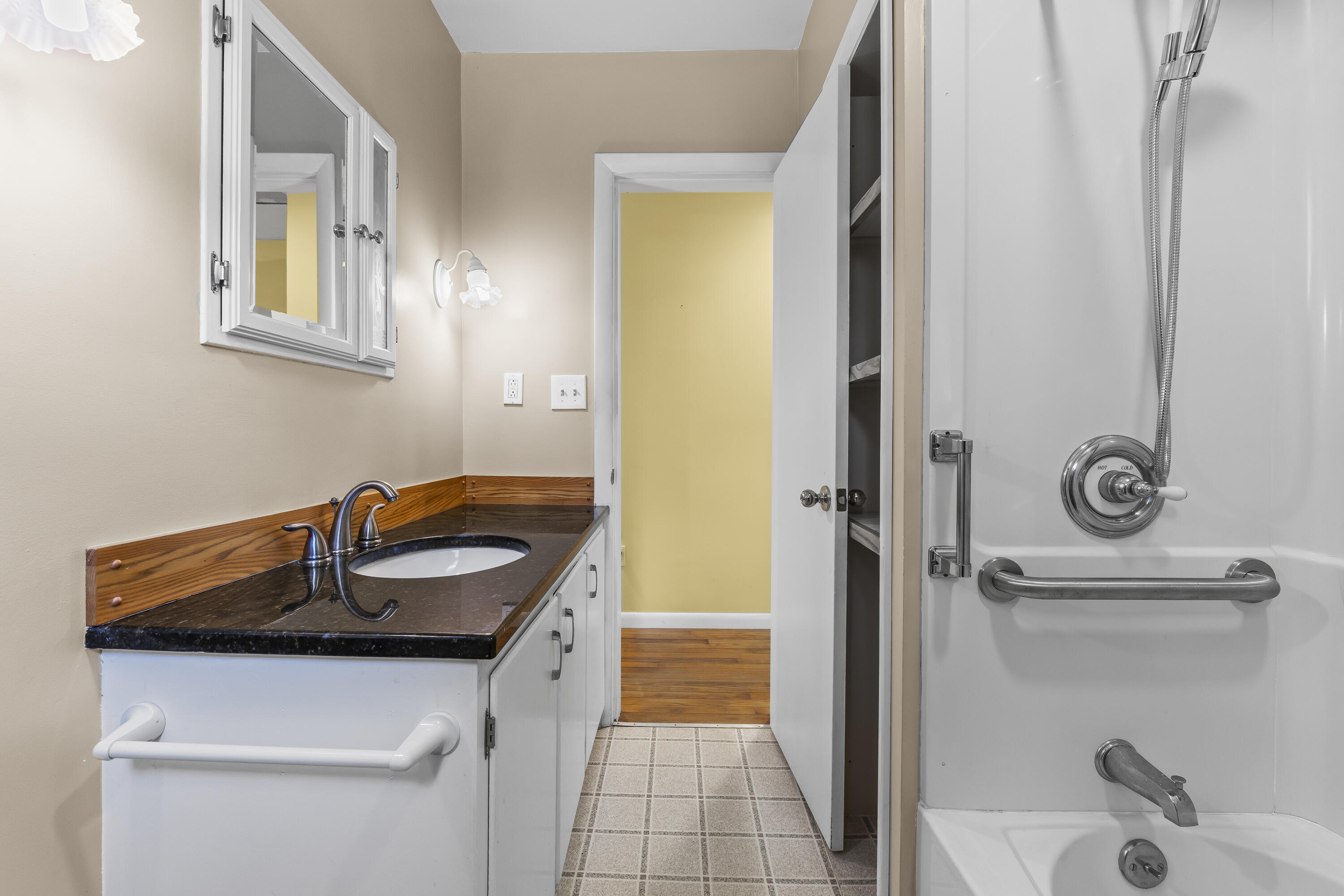 741 Carding Machine Road Bowdoinham ME 04008