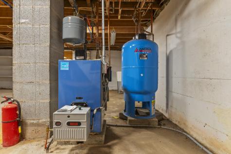 741 Carding Machine Road Bowdoinham ME 04008