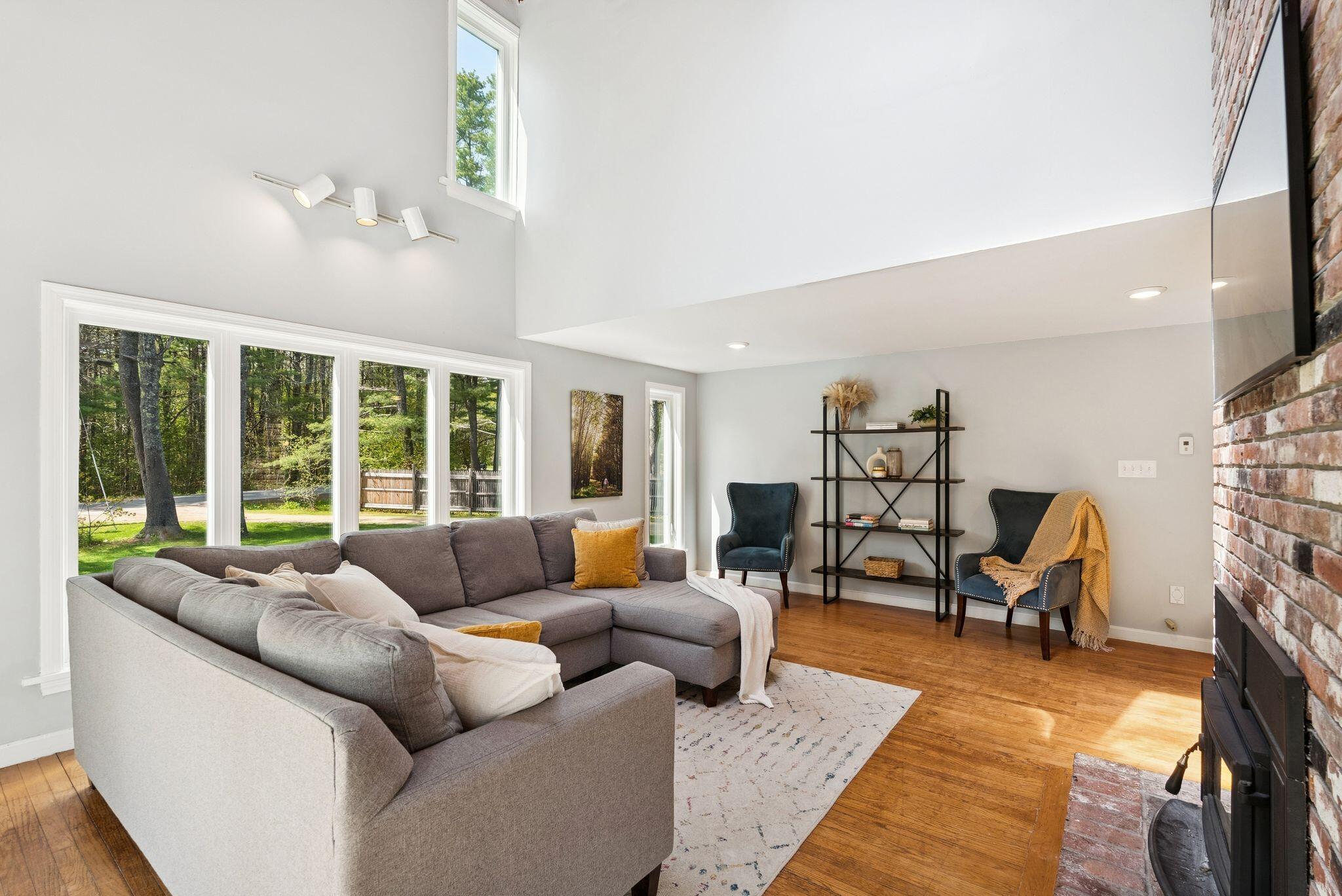 14 Oak Ridge Road Brunswick ME 04011