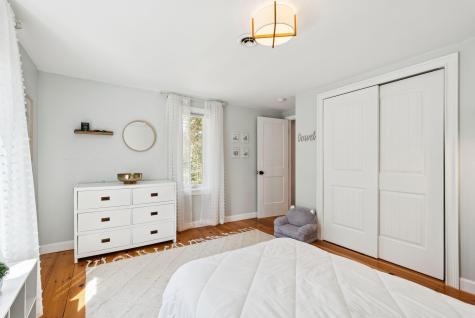 14 Oak Ridge Road Brunswick ME 04011