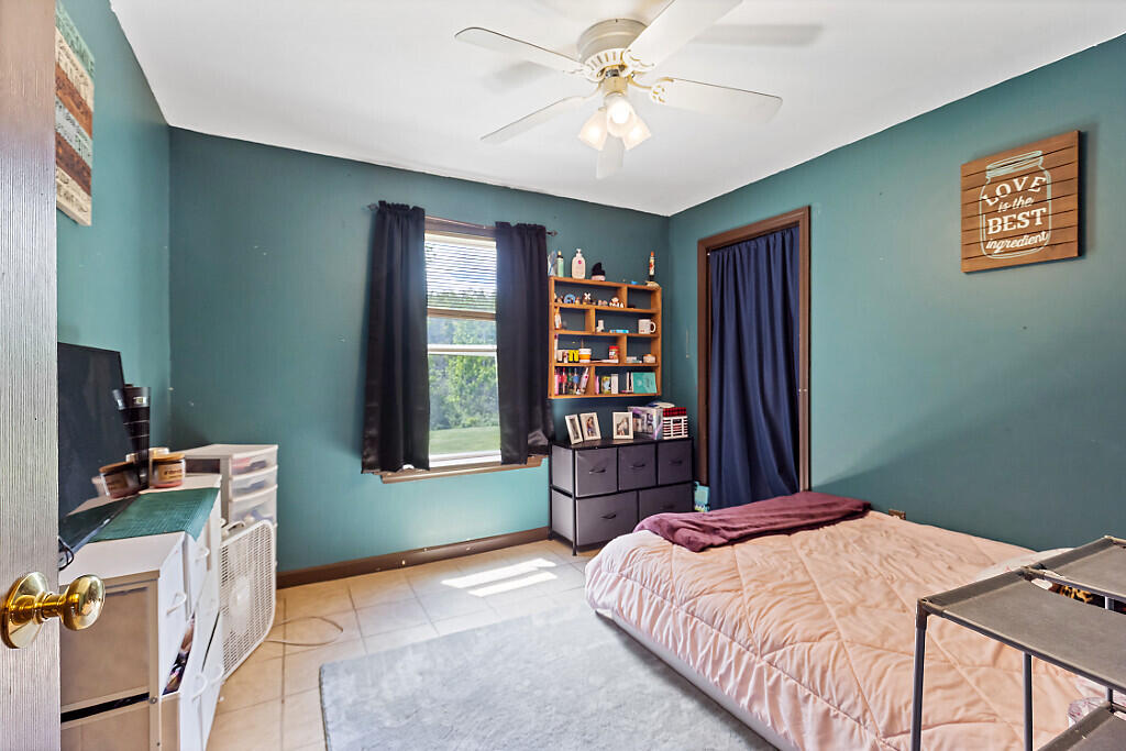 121 Dutton Road China ME 04358