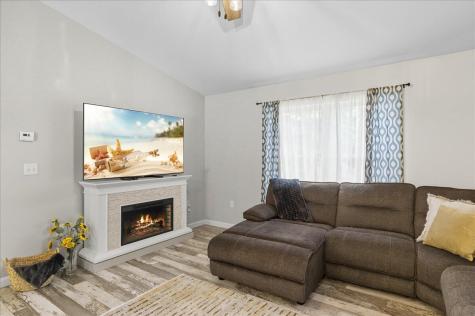 137 Aa Landing Road Glenburn ME 04401