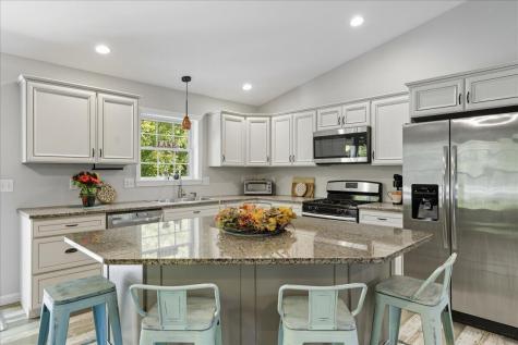 137 Aa Landing Road Glenburn ME 04401