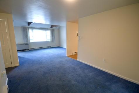 37 Cortland Circle Bangor ME 04401