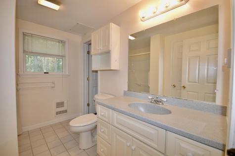 37 Cortland Circle Bangor ME 04401