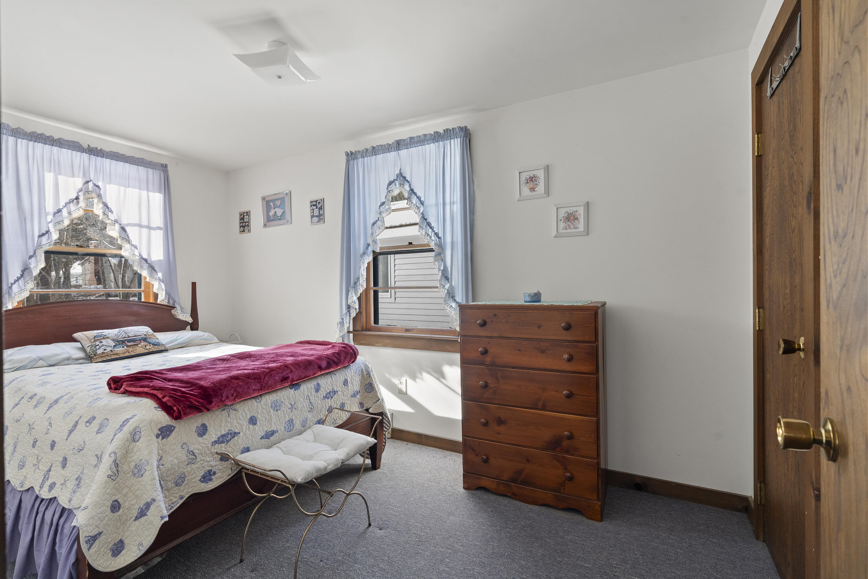 17 Blueberry Lane York ME 03909