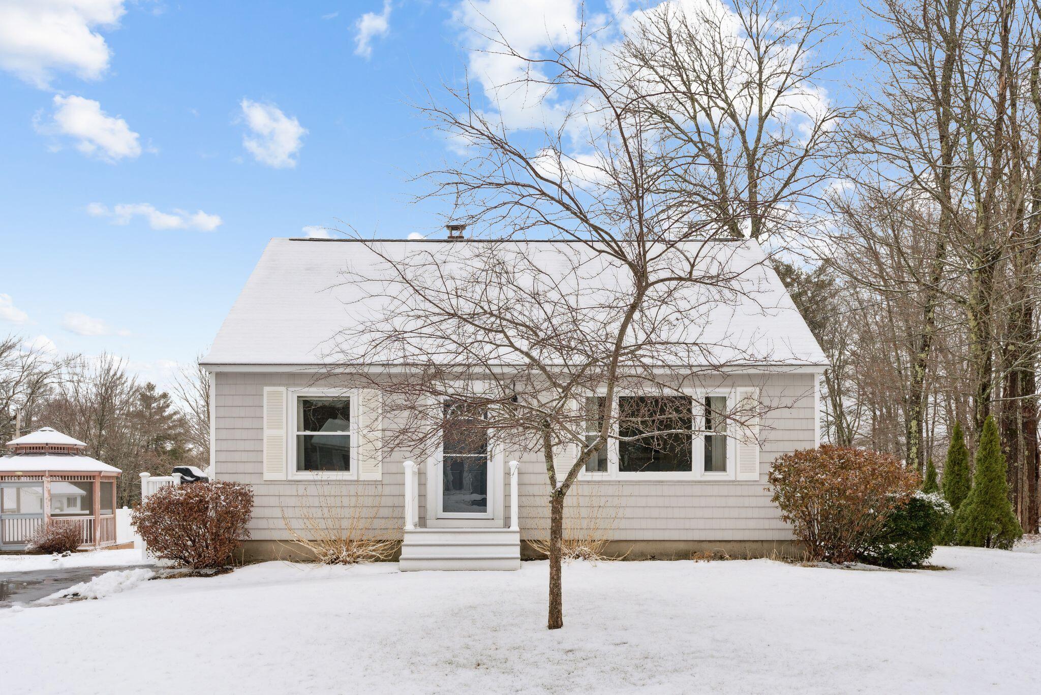 17 Dunstan Avenue Scarborough ME 04074