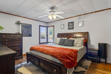 35 Rideout Avenue Lewiston ME 04240