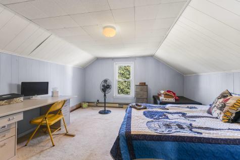 35 Rideout Avenue Lewiston ME 04240