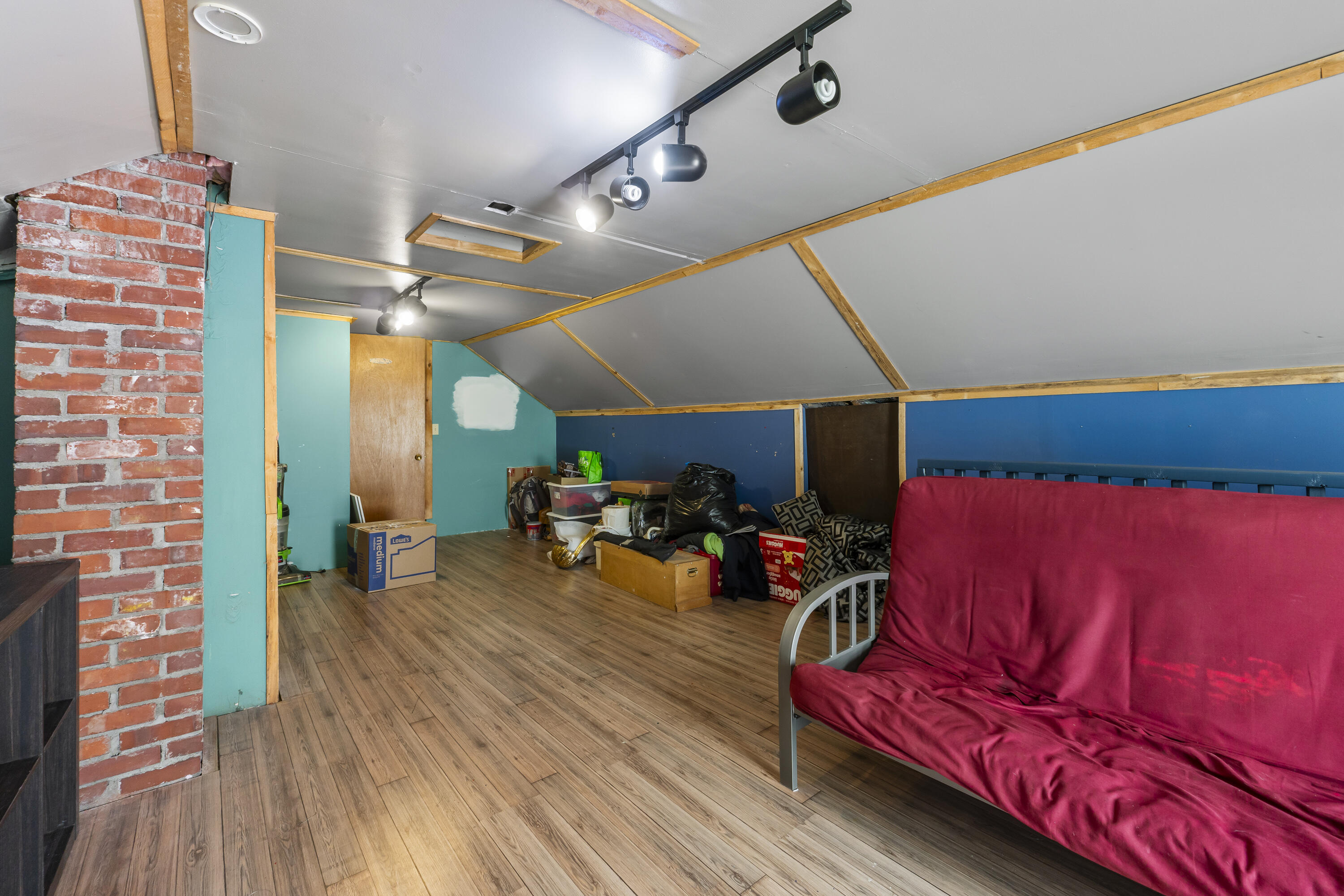 35 Rideout Avenue Lewiston ME 04240