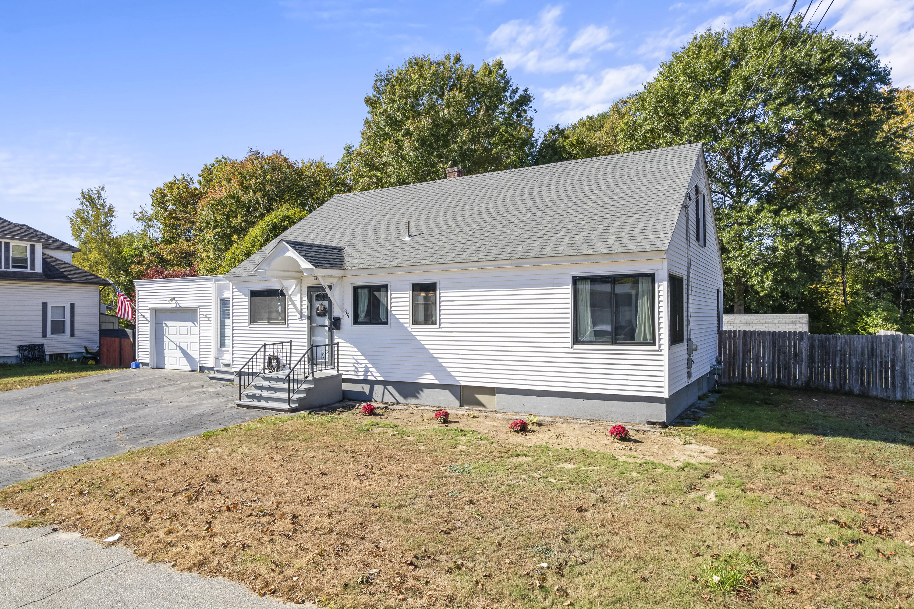 35 Rideout Avenue Lewiston ME 04240