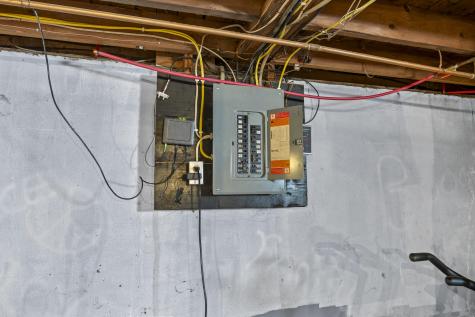 35 Rideout Avenue Lewiston ME 04240