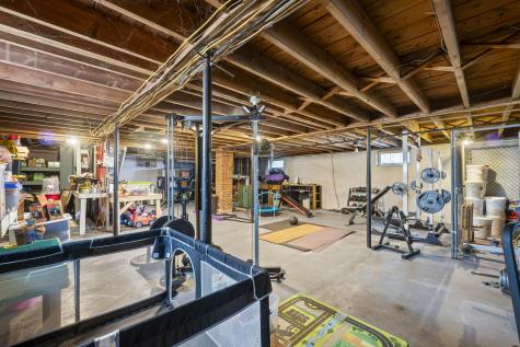 35 Rideout Avenue Lewiston ME 04240