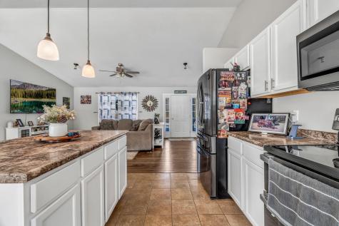 16 Hickory Drive Wiscasset ME 04578