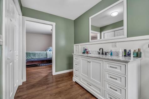 16 Hickory Drive Wiscasset ME 04578