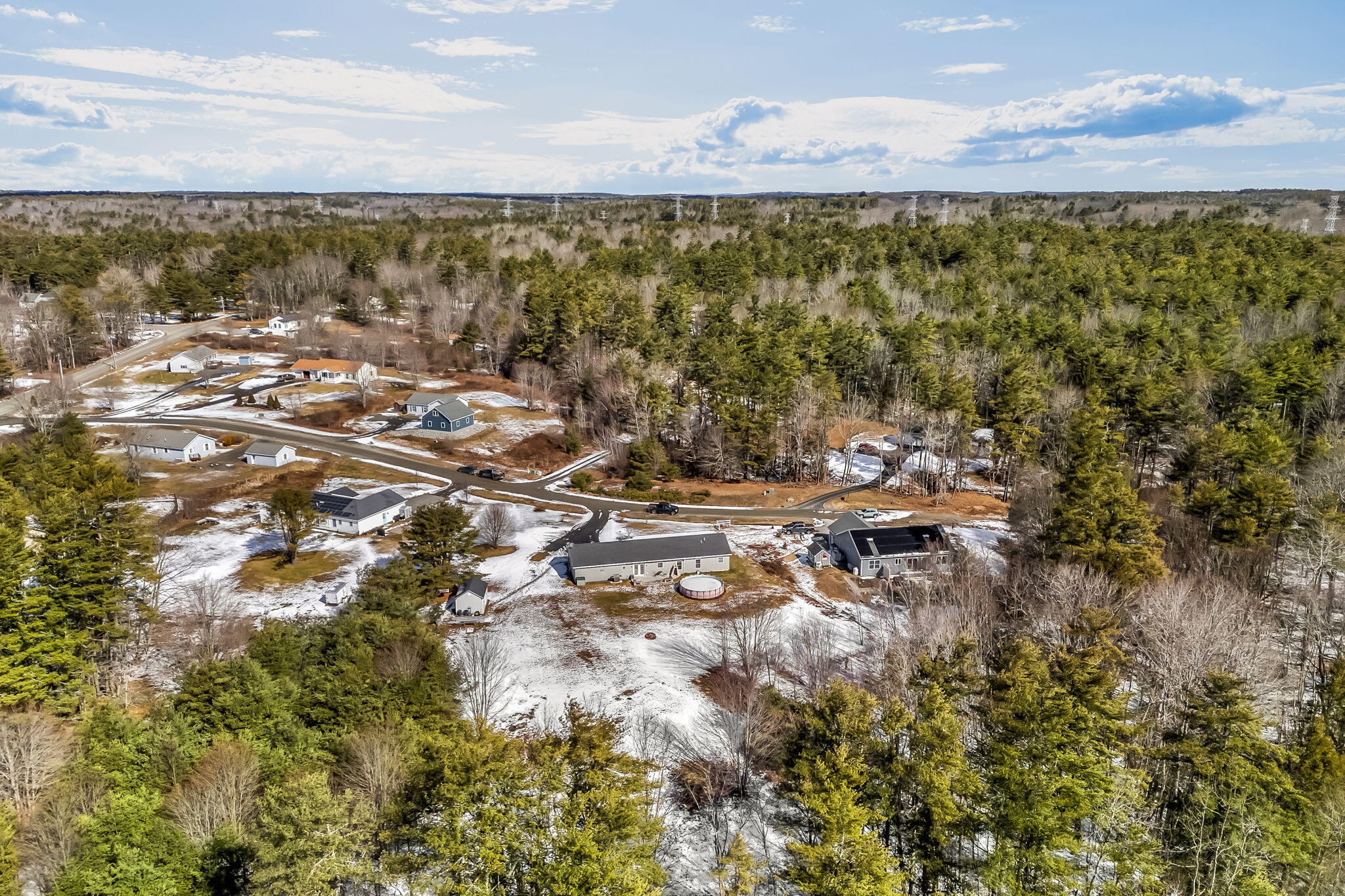 16 Hickory Drive Wiscasset ME 04578