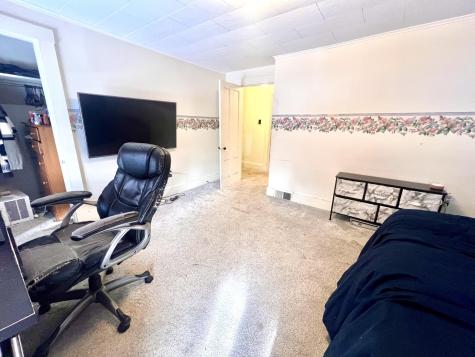 9 Hancock Street Augusta ME 04330