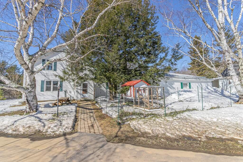 970 Industry Road Farmington ME 04938