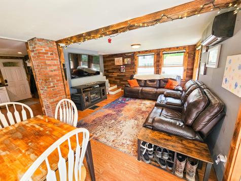 14 Helen Street Auburn ME 04210