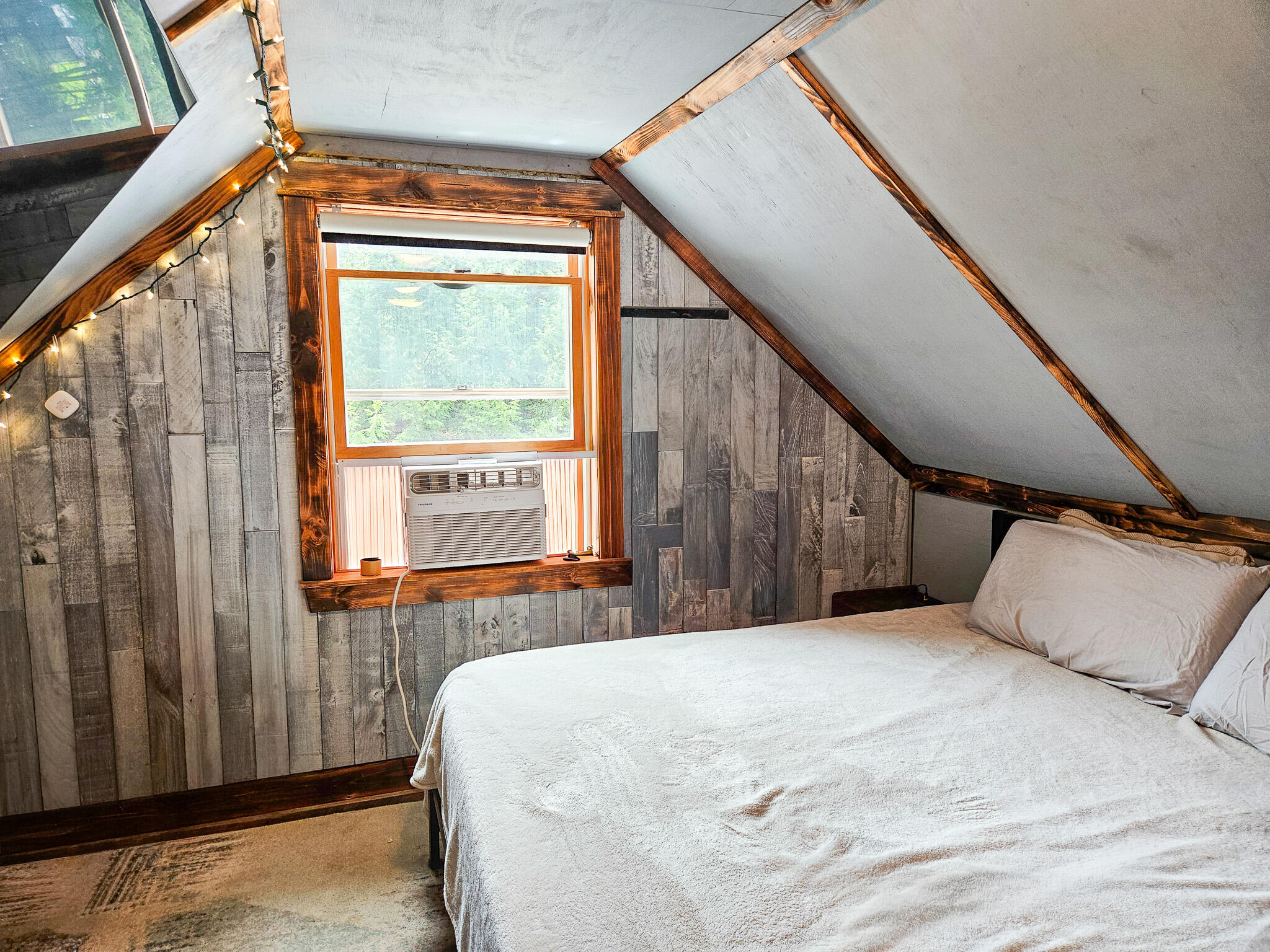 14 Helen Street Auburn ME 04210