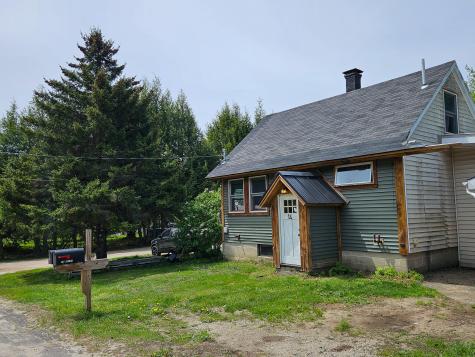 14 Helen Street Auburn ME 04210
