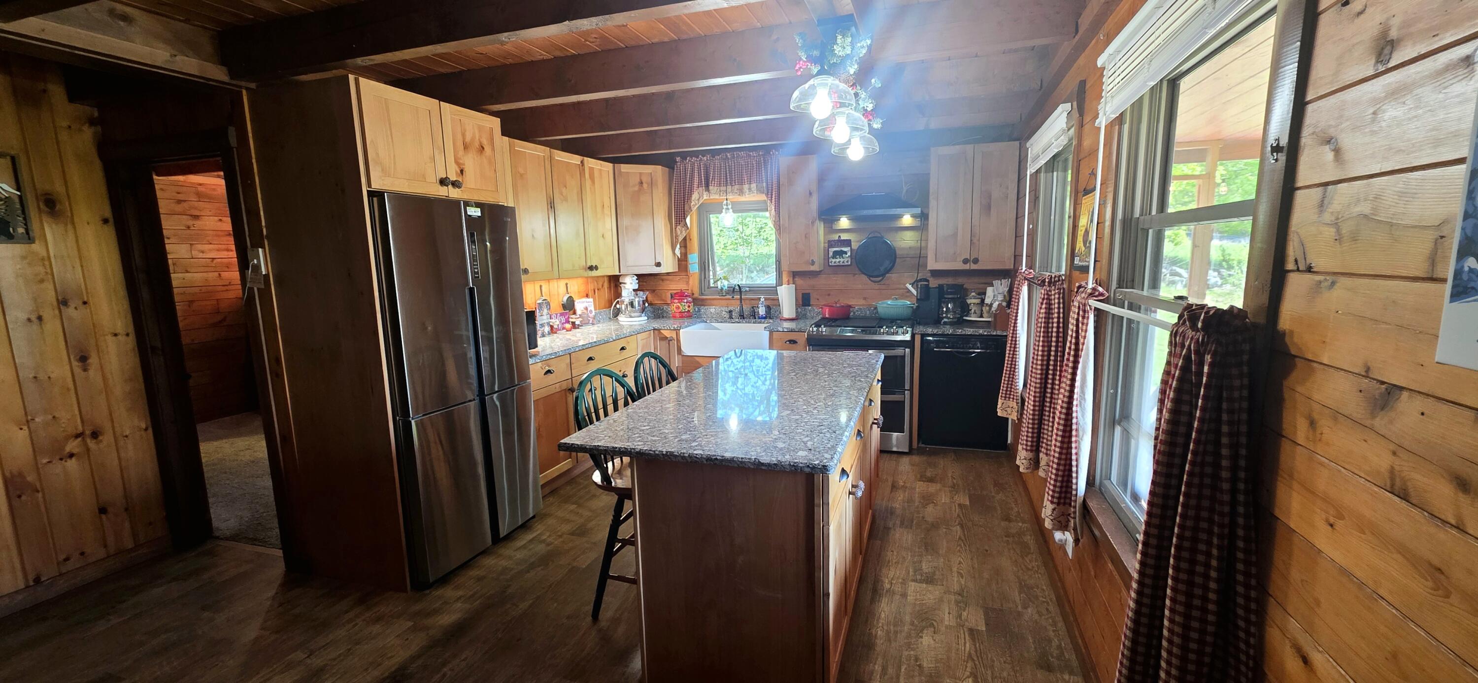 60 Brett Hill Road Paris ME 04281