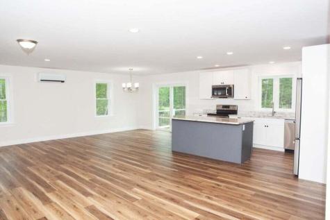 5 Gigi Lane Arundel ME 04046