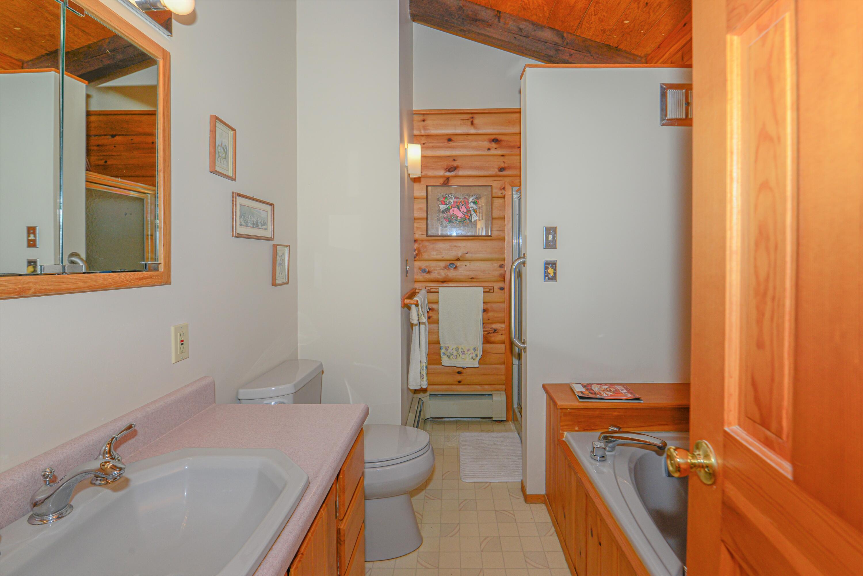 23 Crescent Shore Road Raymond ME 04071