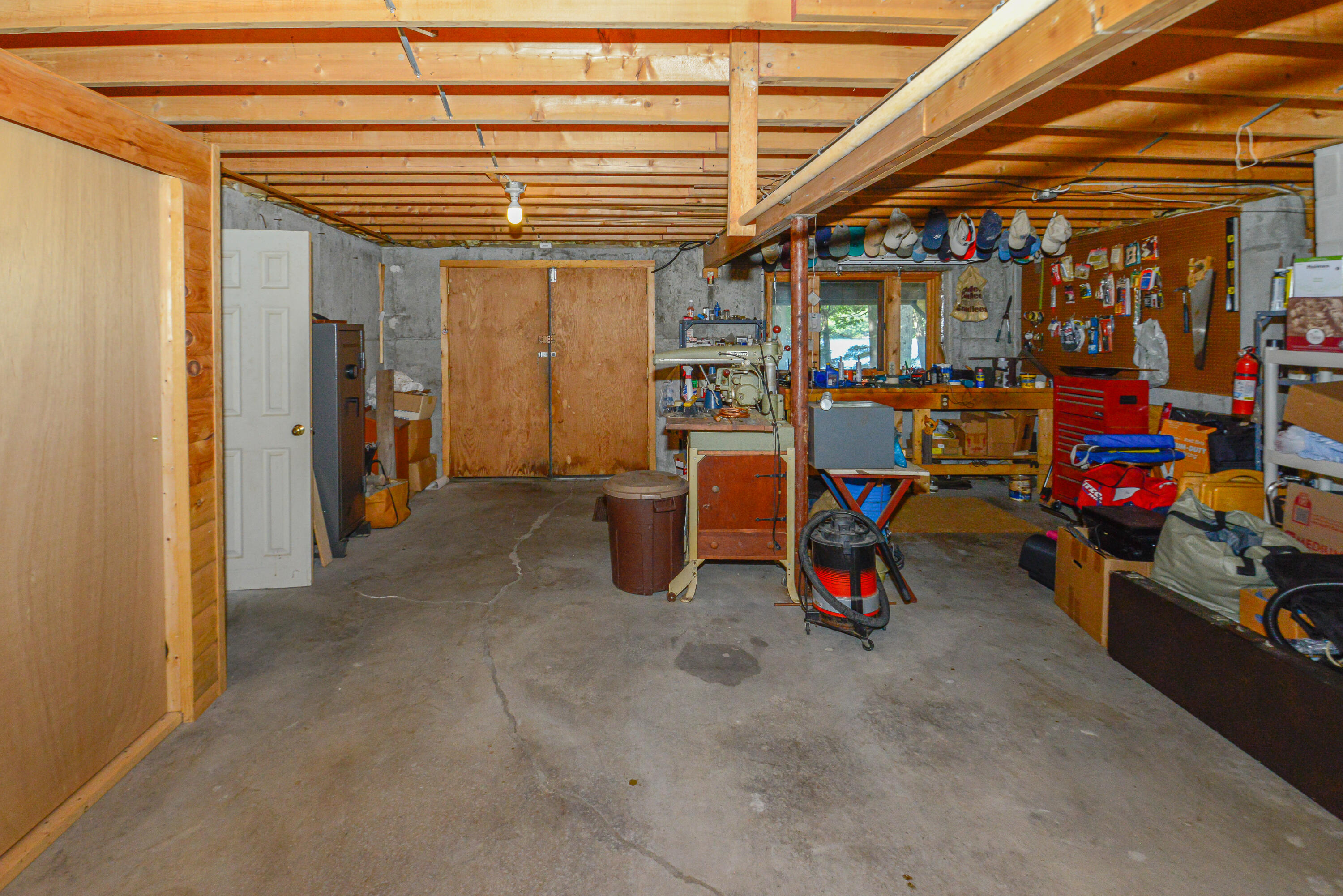 23 Crescent Shore Road Raymond ME 04071