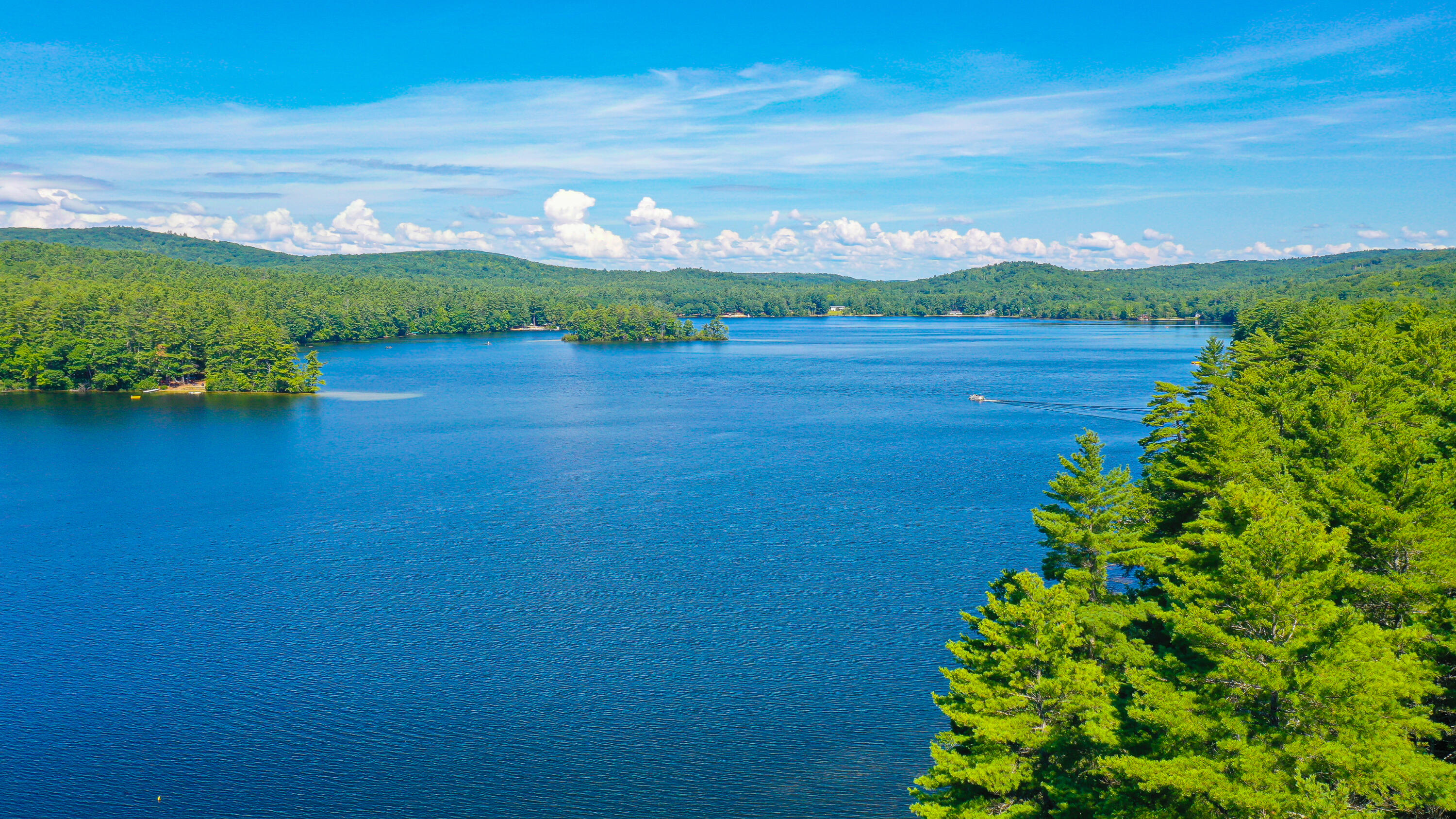 23 Crescent Shore Road Raymond ME 04071