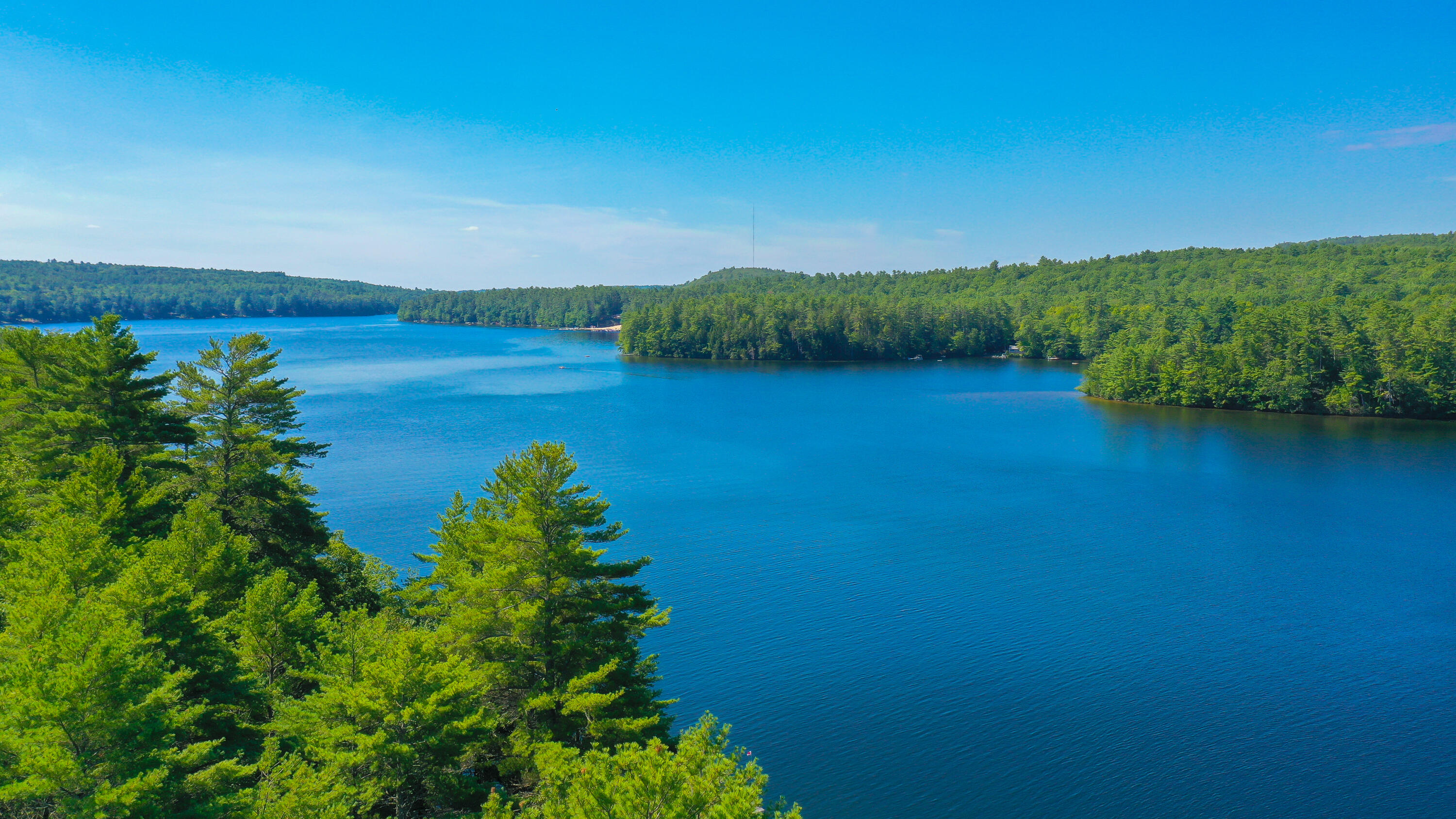 23 Crescent Shore Road Raymond ME 04071