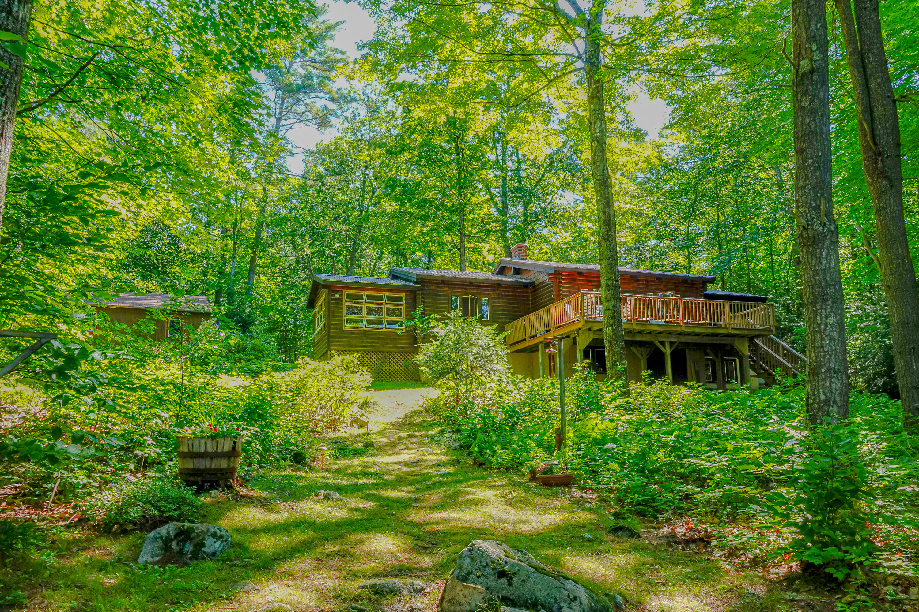 23 Crescent Shore Road Raymond ME 04071