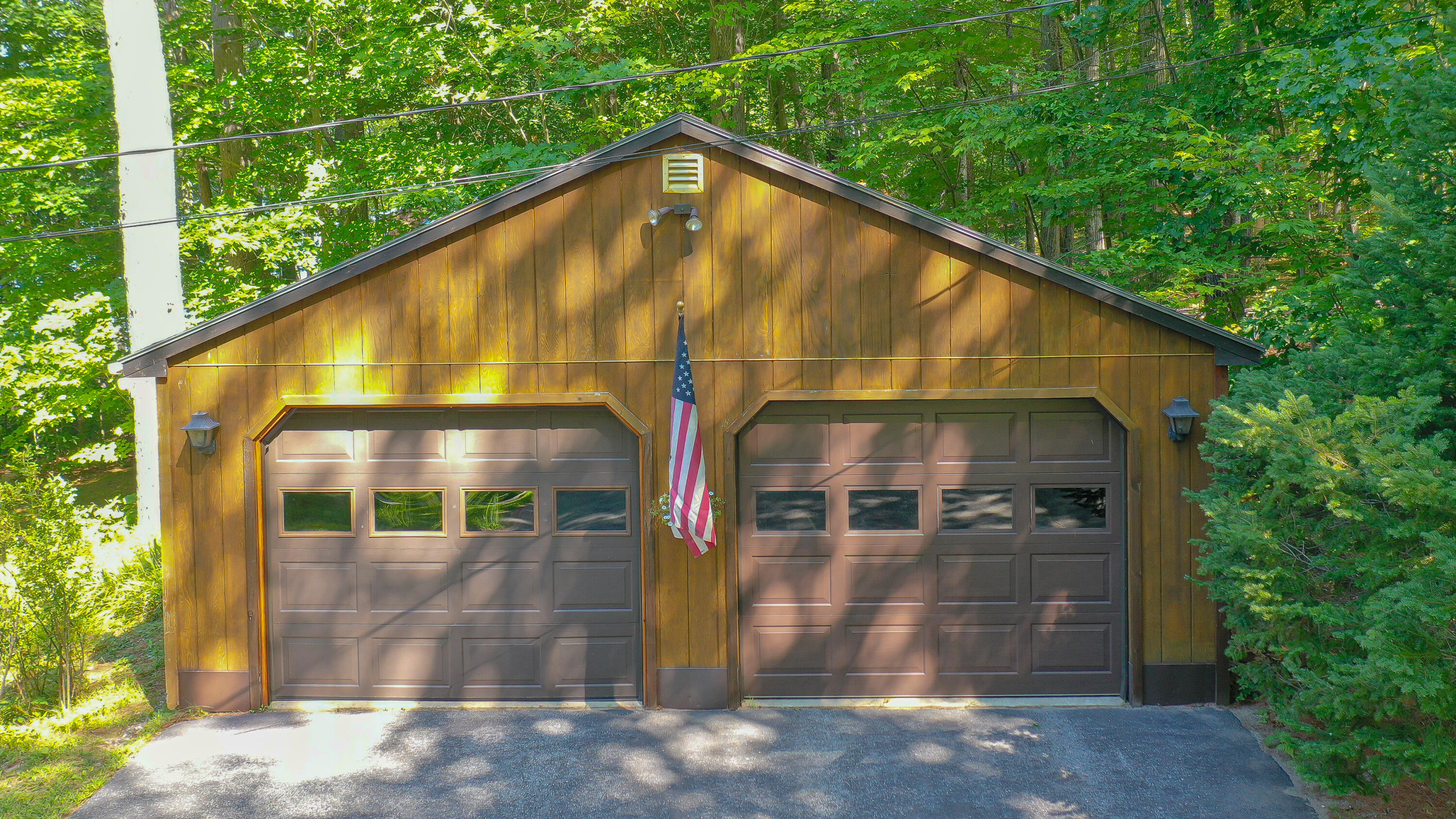 23 Crescent Shore Road Raymond ME 04071