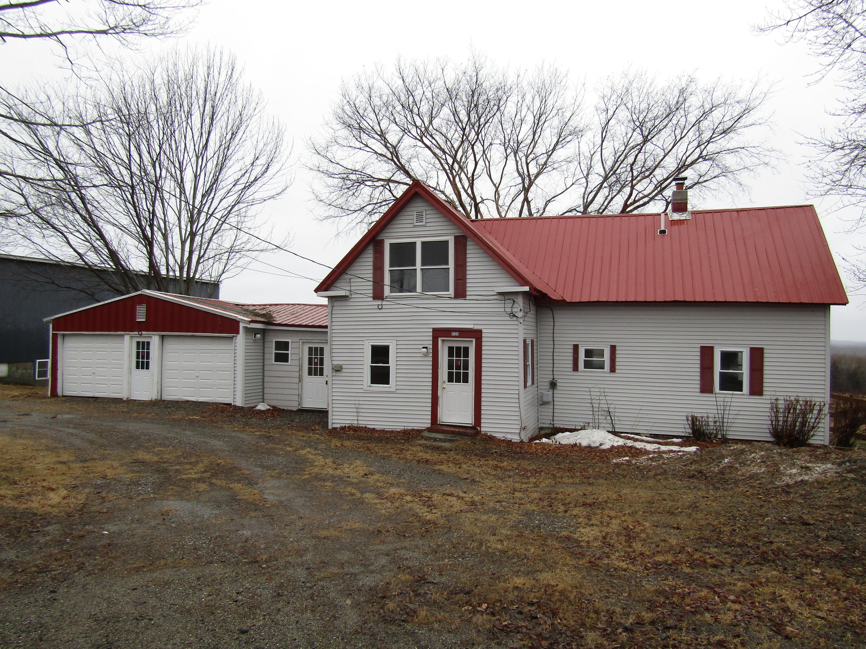 535 Enfield Road Lincoln ME 04457