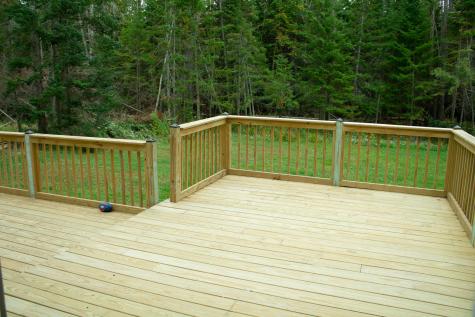 9 Pine Grove Avenue Glenburn ME 04401