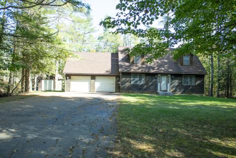 9 Pine Grove Avenue Glenburn ME 04401