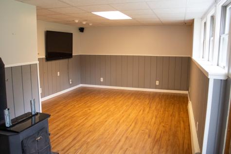 9 Pine Grove Avenue Glenburn ME 04401